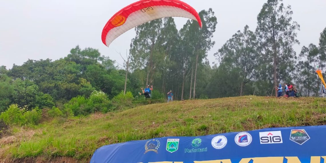 Keluarga Anggota TNI AD Ramaikan Lomba Balayang CUP 2023